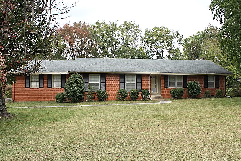 1st image of 1503 Sherrill Blvd