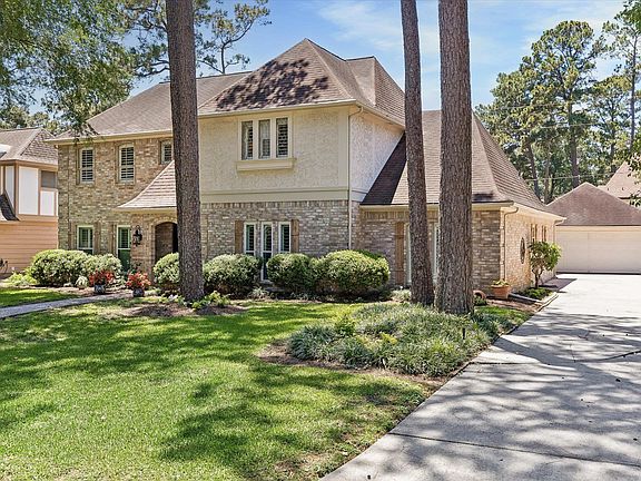 2nd image of 15111 Rose Cottage Dr