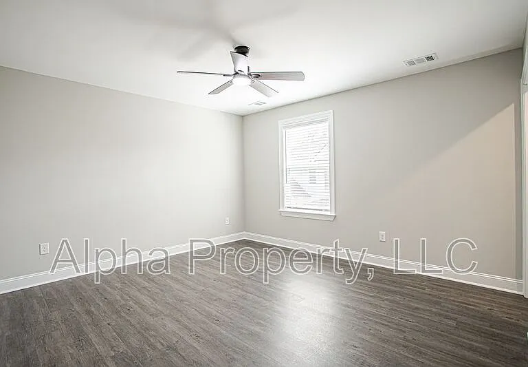 14 Alderly Way — Photo 21