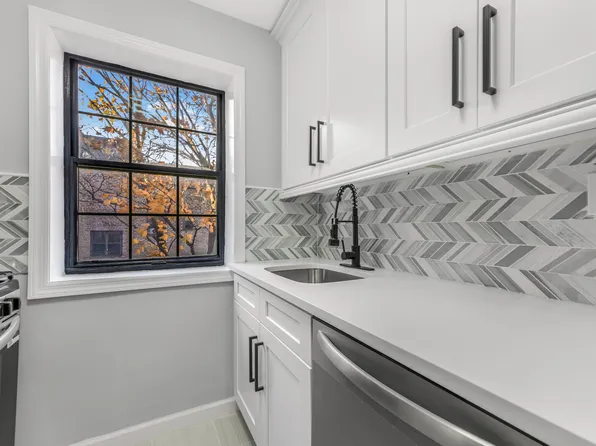 144-20 78th Road image 8 of 24