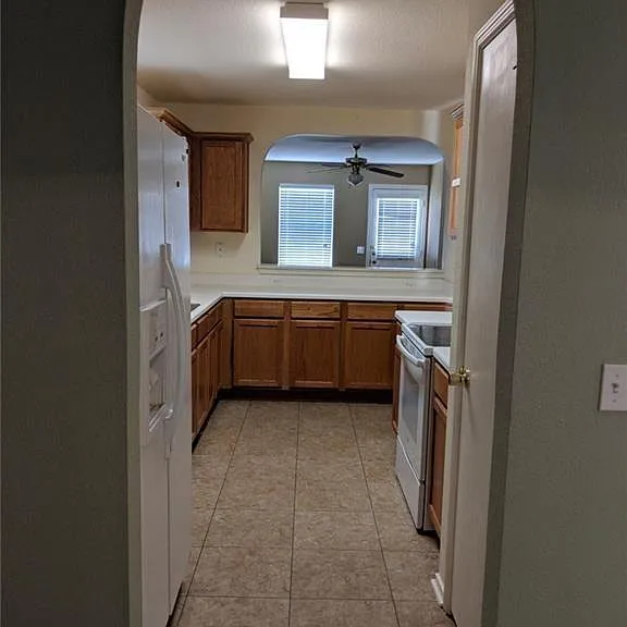 216 Avalanche Ave — Photo 9