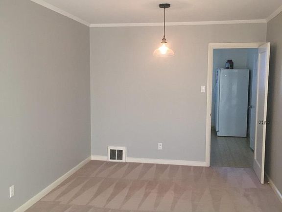 4th image of 190 Los Olivos Ave
