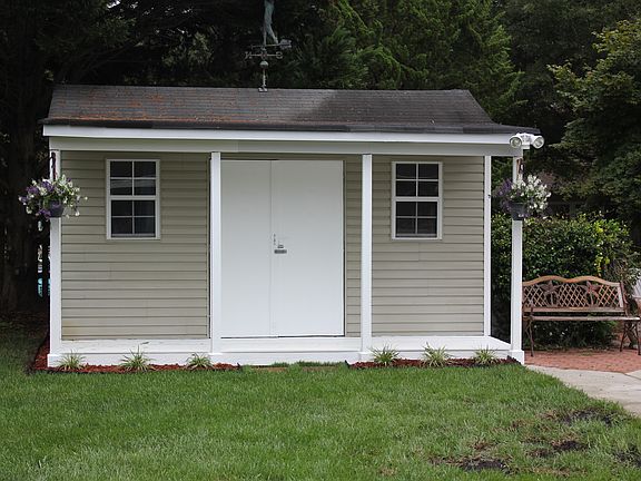 5th image of 1305 Autumn Oaks Dr