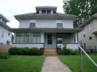 1202 W 17th St, Davenport, IA