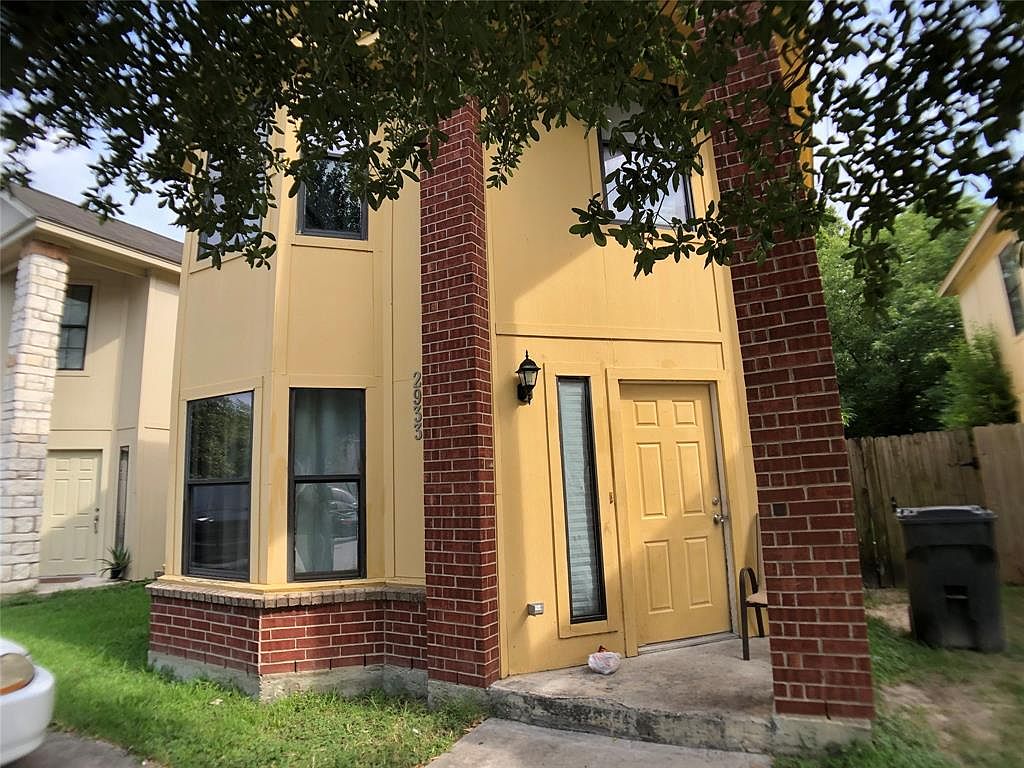 2933 La Estancia Ln, Houston, TX 77093 Zillow