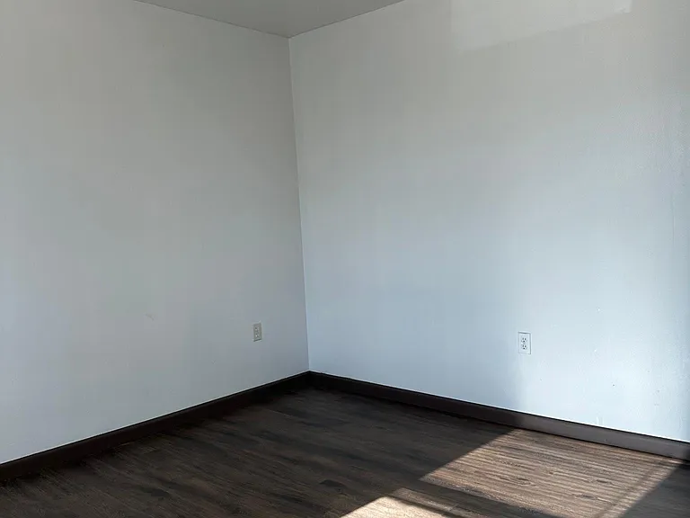 119 Green Pl #2 — Photo 10