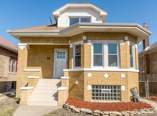 1915 S 12th Ave, Maywood, IL