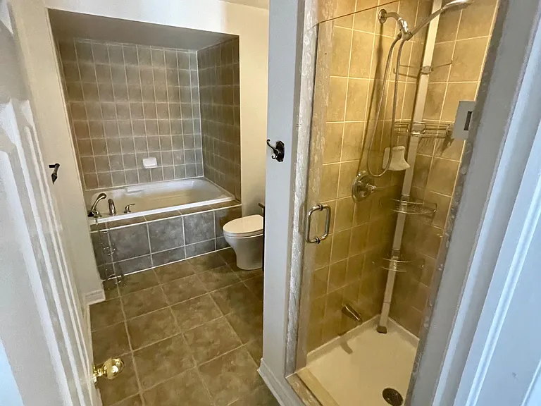 2933 Bur Oak Ave #A — Photo 14