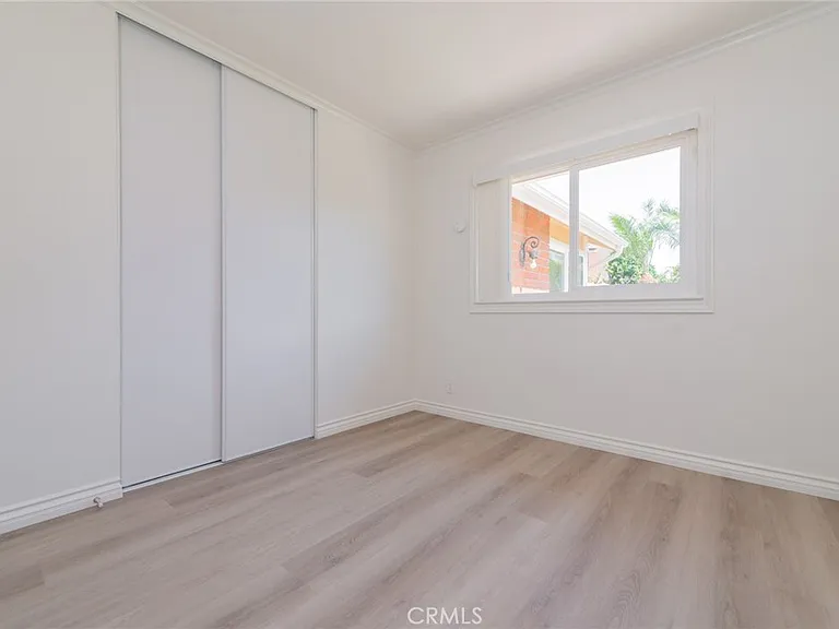 4881 Winvale Ave — Photo 13