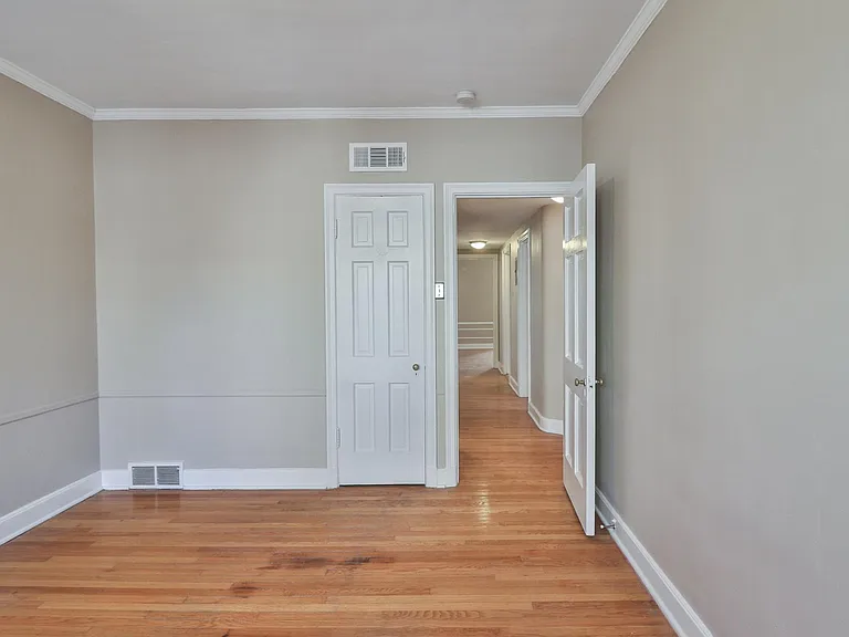 7545 Oxford Dr #3W — Photo 11