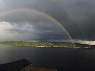 12562 Riviera Pl NE, Seattle, WA 98125