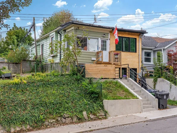 426 Woodfield Rd, Toronto, ON M4L 2X3