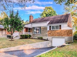 3294 Ashwood Dr, Cincinnati, OH 45213