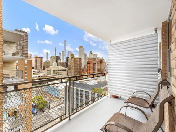 303 West 66th Street image 10 of 10