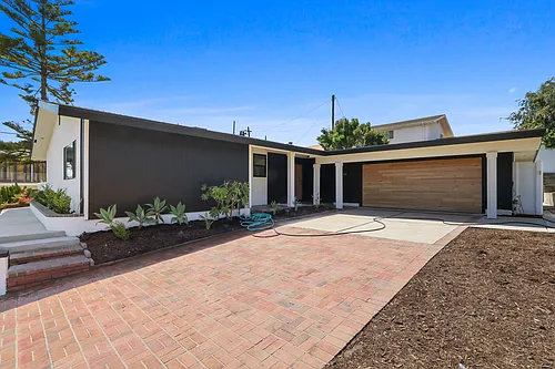 1703 Pescadores Ave Photo 1