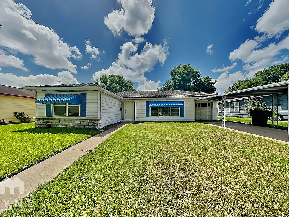 7538 Vista Verde St