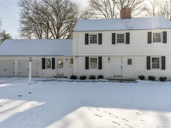 69 Pioneer Drive, West Hartford, CT 06117