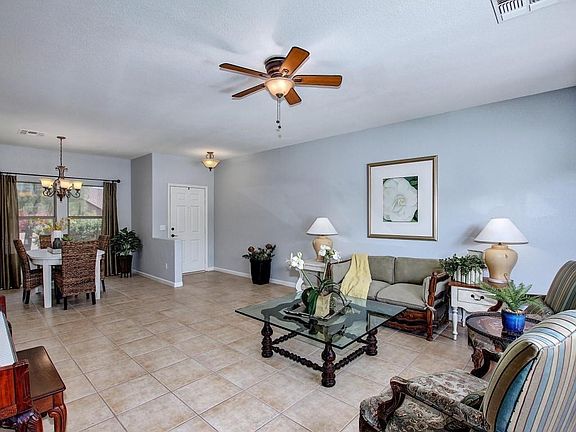 Living and dining area