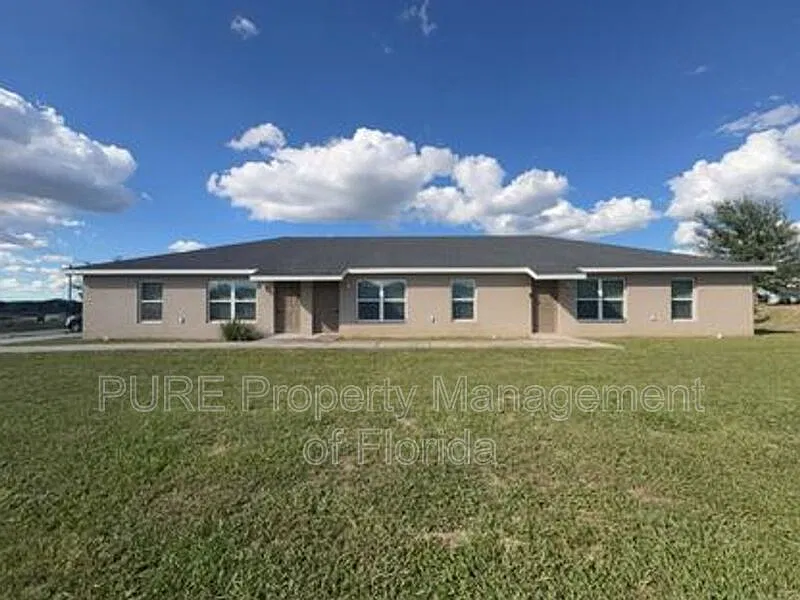 2 bed, 2.0 bath, 977 sqft, $1,225 — Photo 2