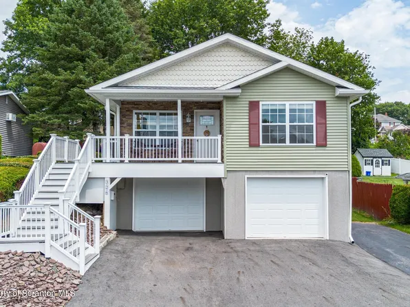 326 Virginia Ave, Peckville, PA 18452