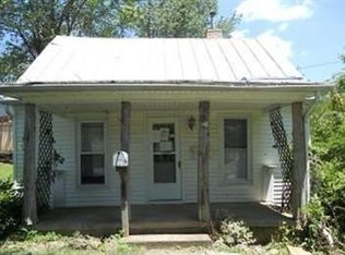 606 Jack Roush Way, Manchester, OH 45144