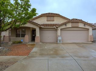 5911 Las Cadenas Rd NW, Albuquerque, NM 87120
