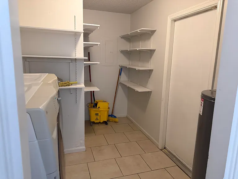 1240 SW 73rd Ave — Photo 14
