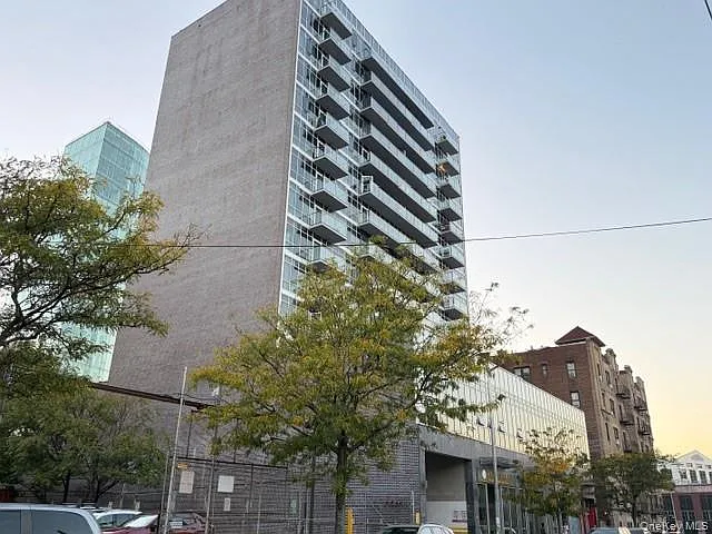 41-62 Bowne St #9F — Photo 1