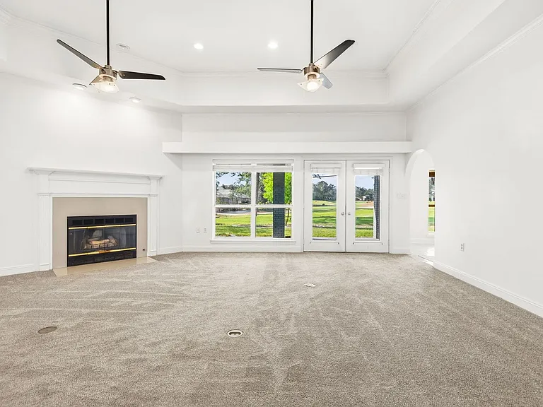 83 Lake Lorraine Cir — Photo 13