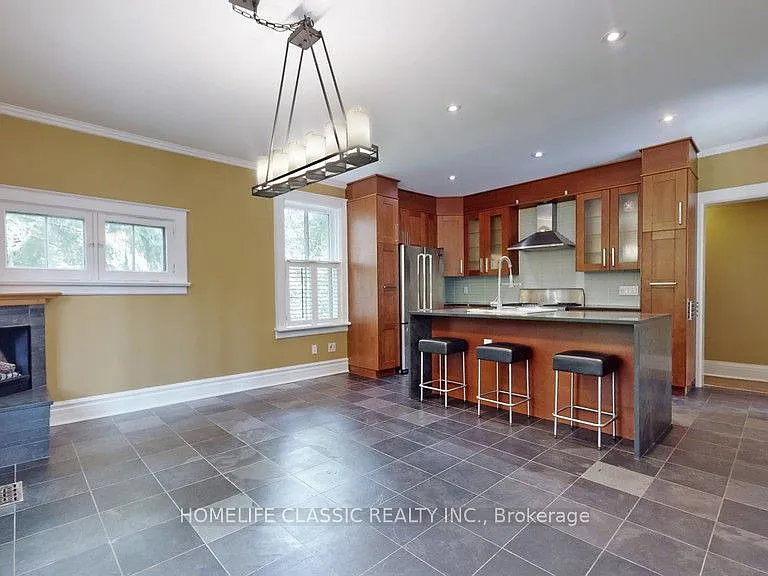 104 John St — Photo 10