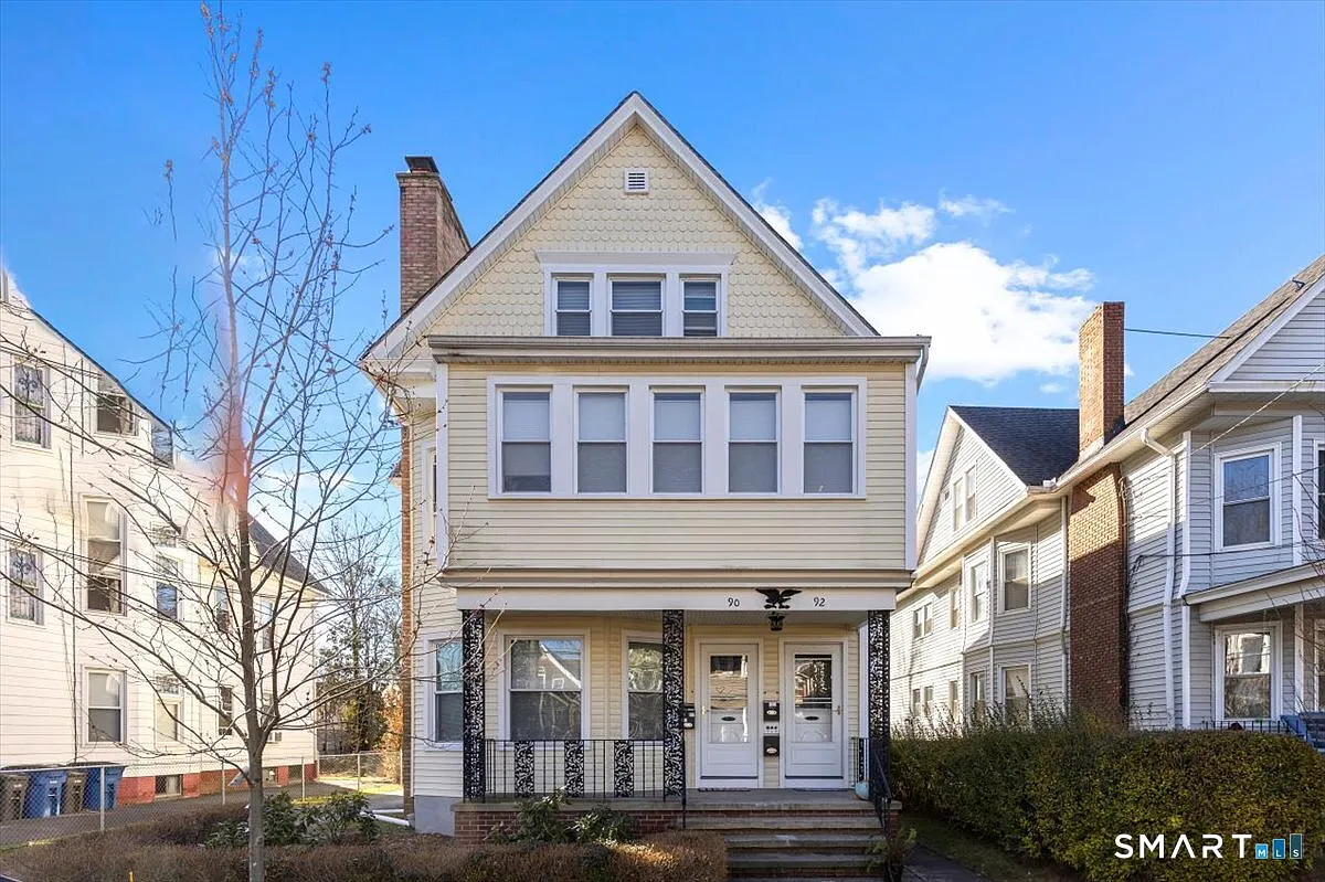 2 bed, 1.0 bath, 1300 sqft, $2,000 — Photo 1