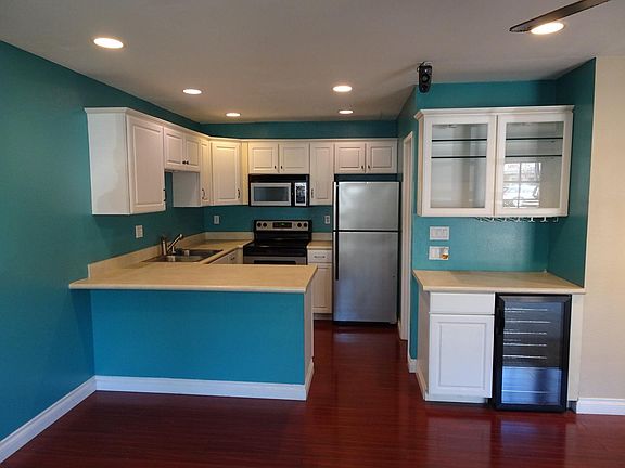 3rd image of 3061 Cowley Way Unit 18