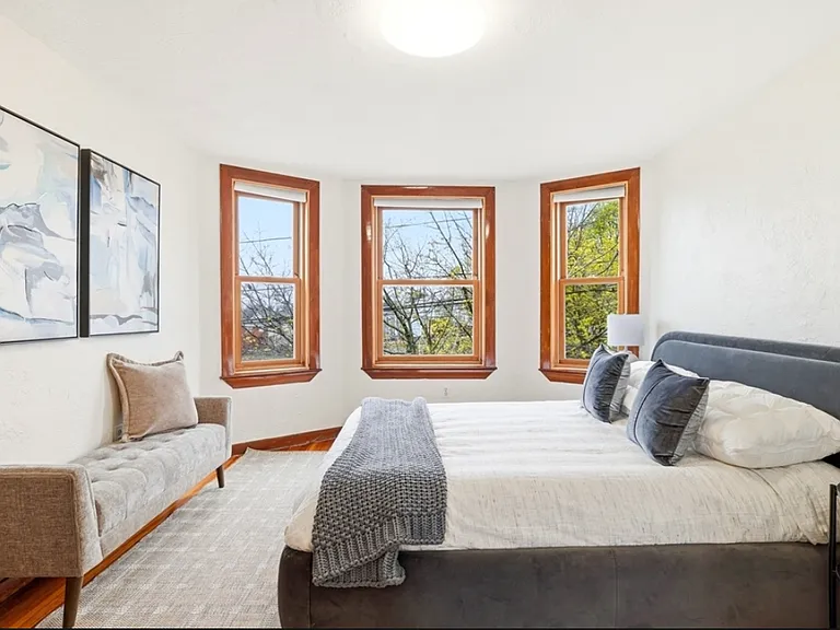 77 Swan St #2 — Photo 11