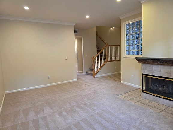 5th image of 2160 Santa Cruz Ave APT 25