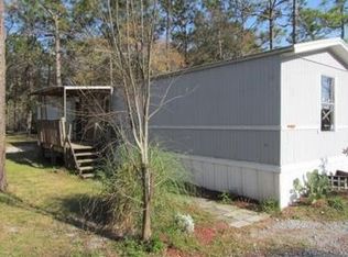 204 Spruce Pines Dr, Newport, NC 28570