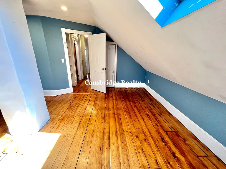 32 Fairmont Ave #2T — Photo 14