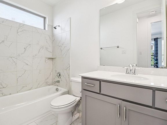 3rd image of 3130 Tiara Dr