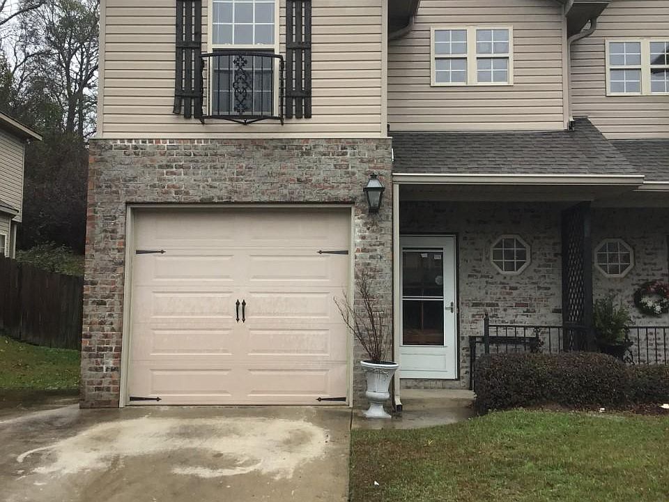 1st image of 1750 Saint Charles Way