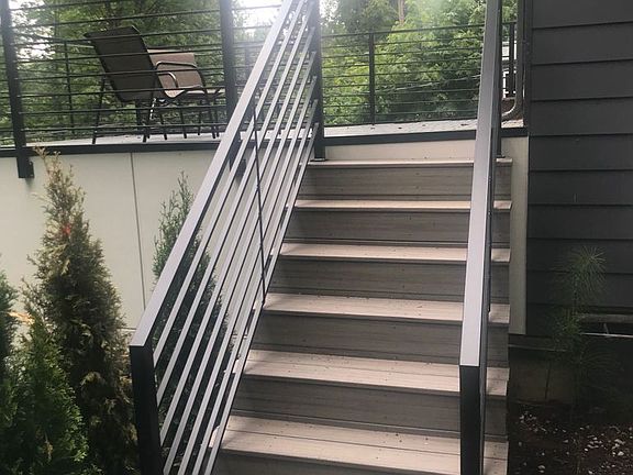 Steps to side and backyard from the porch