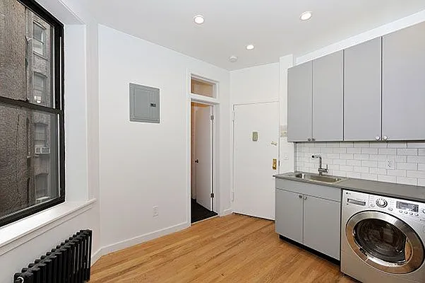 Rented by Aether Property Group | media 20