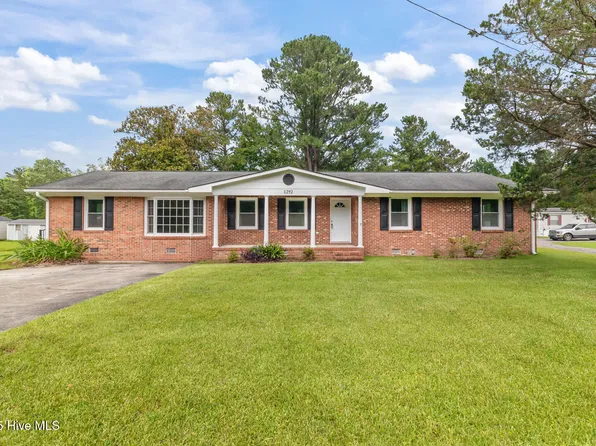 1292 Lake Cole Road, Midway Park, NC 28544