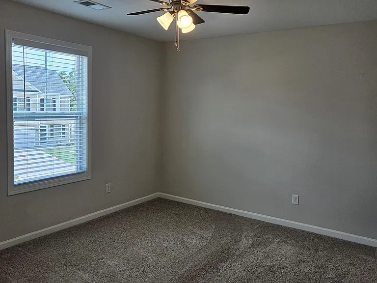 1441 Feldspar Ct — Photo 21