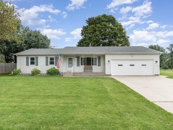 5067 Reinhardt Ln, Bay City, MI 48706