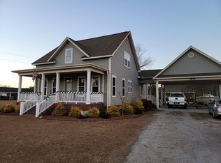 275 Old Stage Rd, Latta, SC 29565