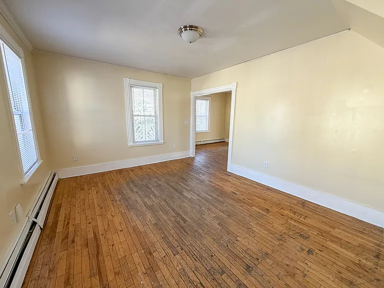 160 Brackett St — Photo 22