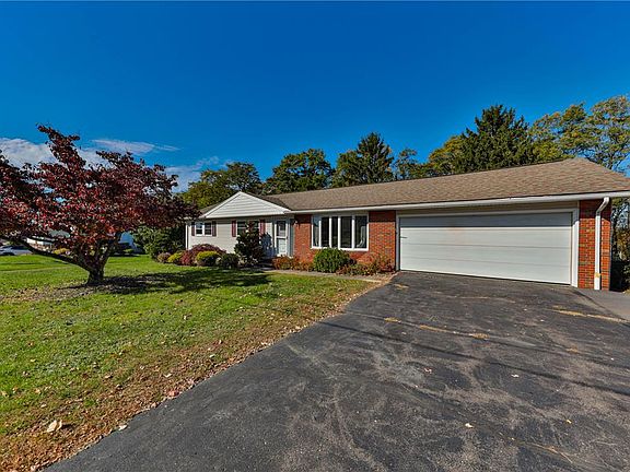 2nd image of 110 Cedarwood Dr