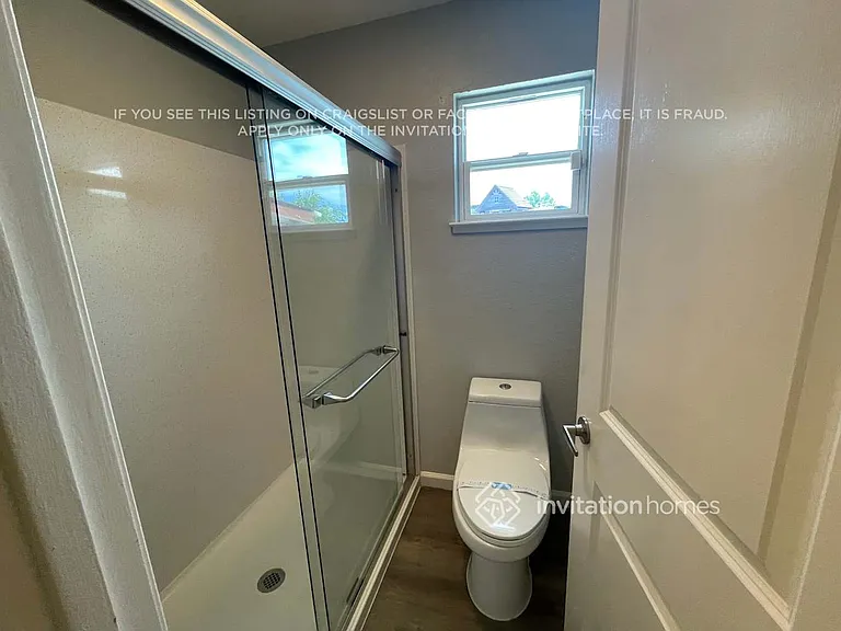 1024 Winters Way — Photo 16