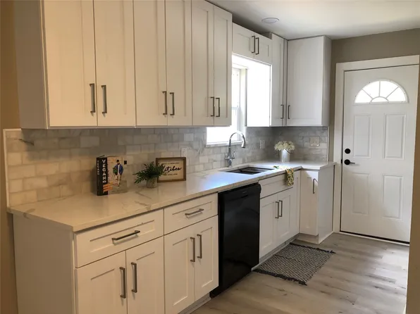 504 E Mason St, Fort Worth, TX 76110