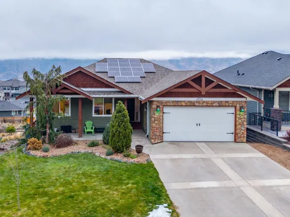 2016 Galore Cres, Kamloops, BC V2E 0A7