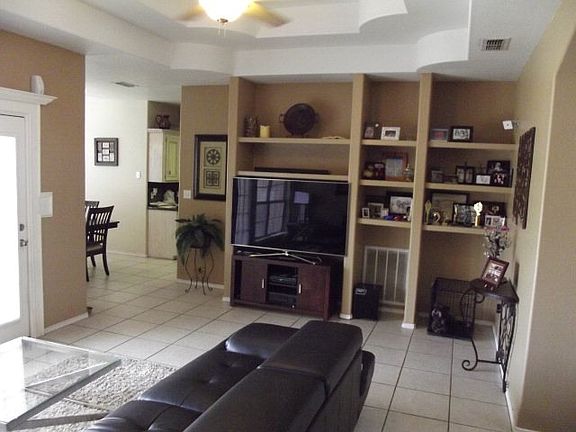 2nd image of 914 Alta Mesa Blvd